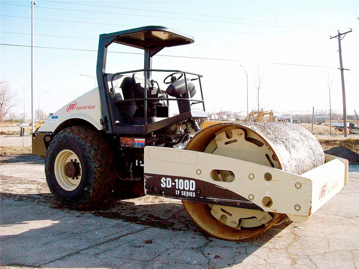Vibrocompactador SD-100DTF